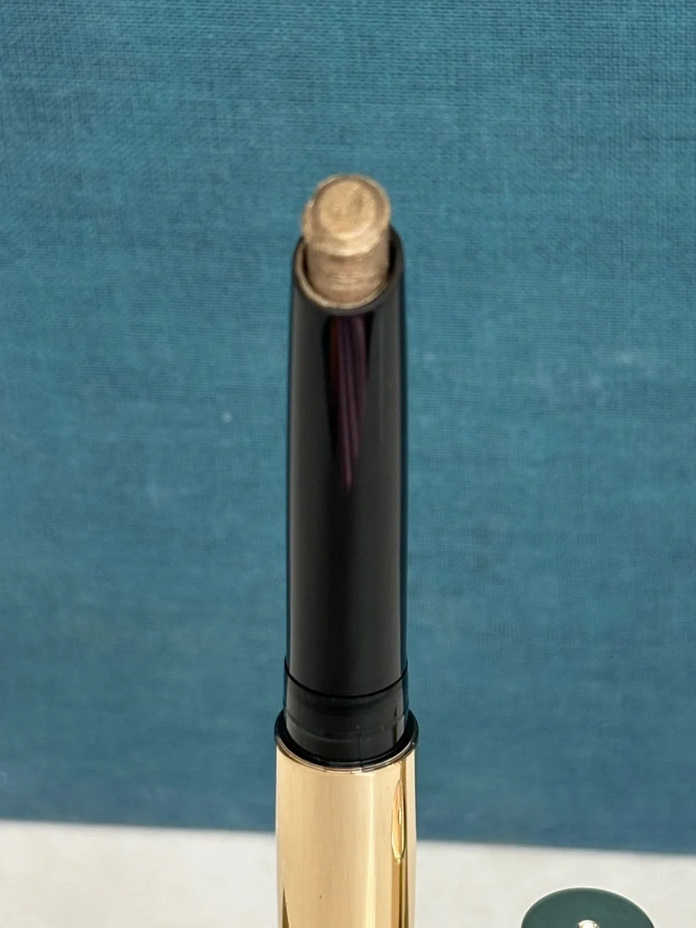Hourglass Voyeur Eyeshadow Stick - Metallic Gold - MSRP $34